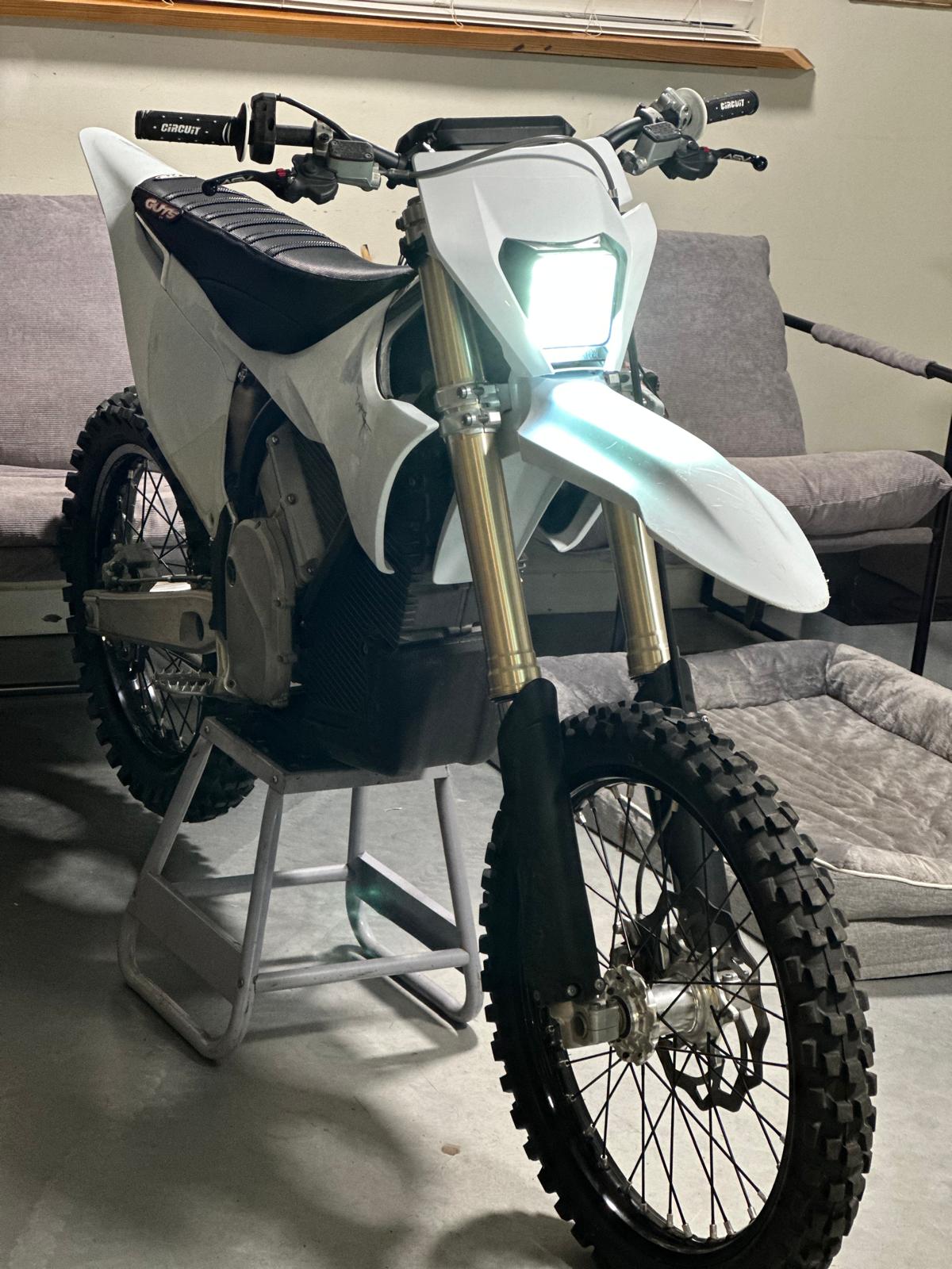 Off-Road Headlight pre wired with switch for Varg MX 1.0 (Gen 1 and Gen 2)